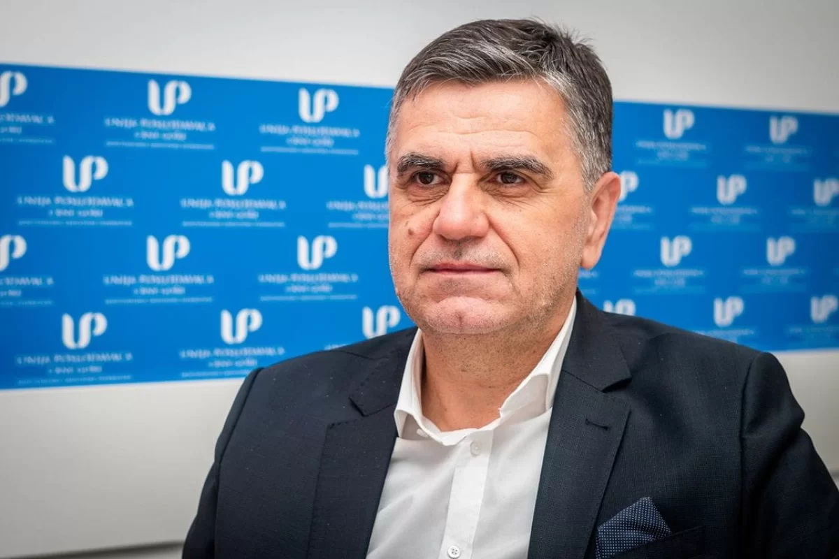 Ministarstvo vanjskih poslova odlučuje da li će produžiti mandat Predragu Mitroviću
