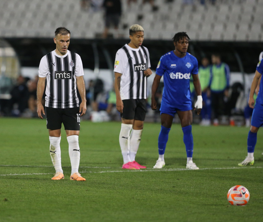 Partizan od 0:2 do 3:2, uz dva penala