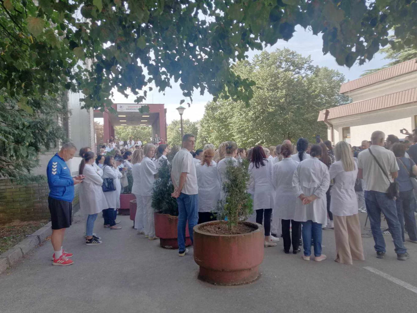 Kolegijum bolnice u Nikšiću: Preduzeli smo sve da se ustanovi uzrok smrti bebe, iako su na društvenim mrežama i portalima utvrdili krivca
