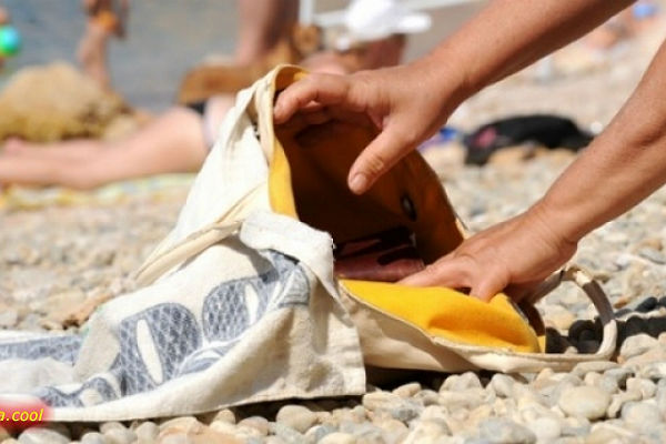 Podgoričanin krao na plažama u Sutomoru i Šušanju