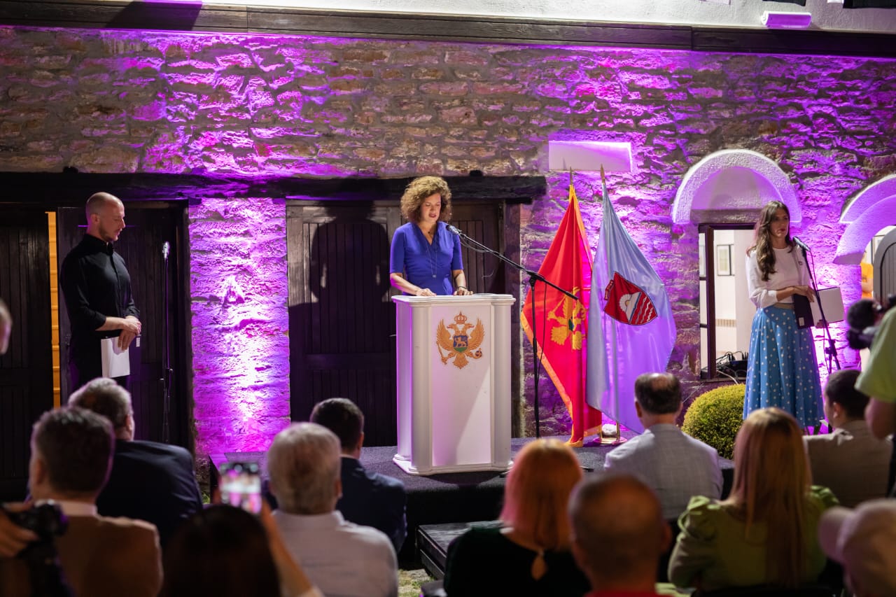 Vlaović: Ministarstvo kulture i medija posvećeno stvaranju podsticajnog okruženja za pjesnike