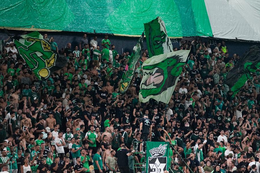 Prekinut derbi Olimpijakosa i Panatinaikosa, gosti demonstrativno napustili teren