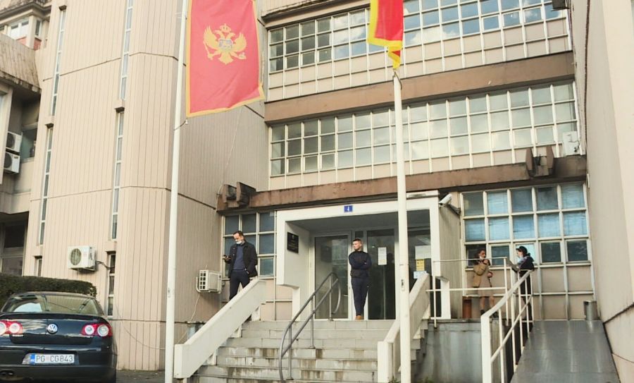 HRA: Nastavljeno suđenje zbog torture Mugoše, vještak naveo da je zadobio podlive na glavi, u predjelu desnog oka i nosa…