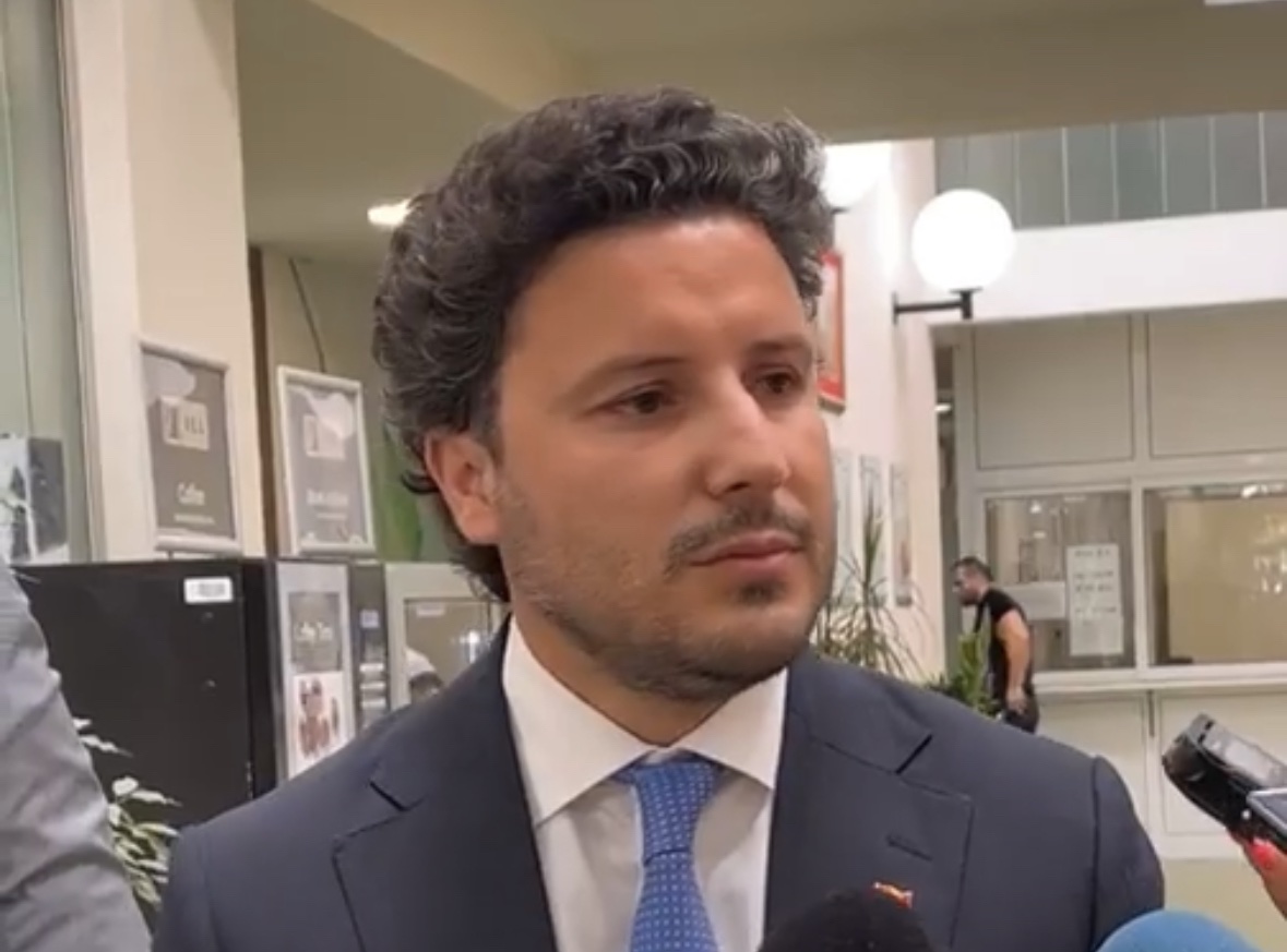 Abazović: Država će pomoći svakom građaninu koji želi da se vrati iz Izraela