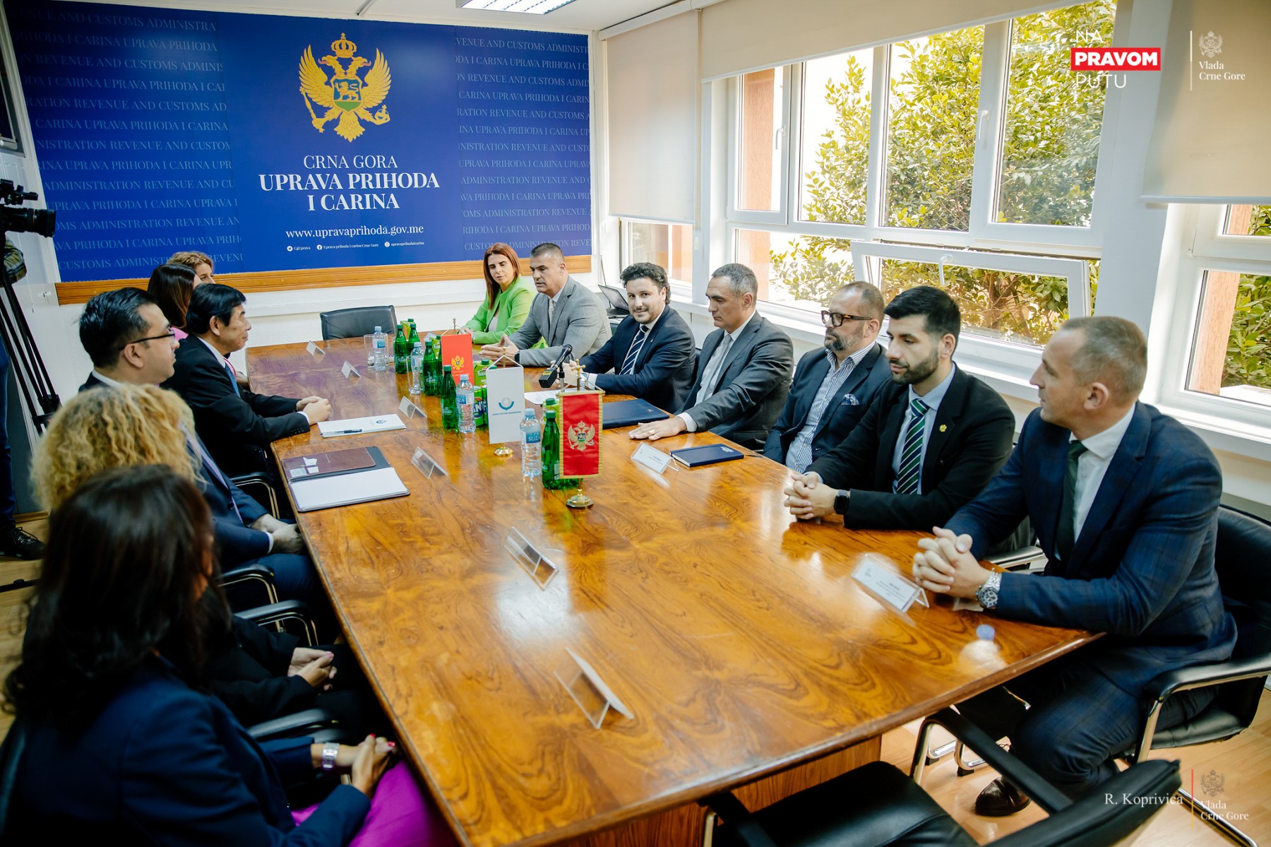 „Carinska služba doprinosi prosperitetu države“