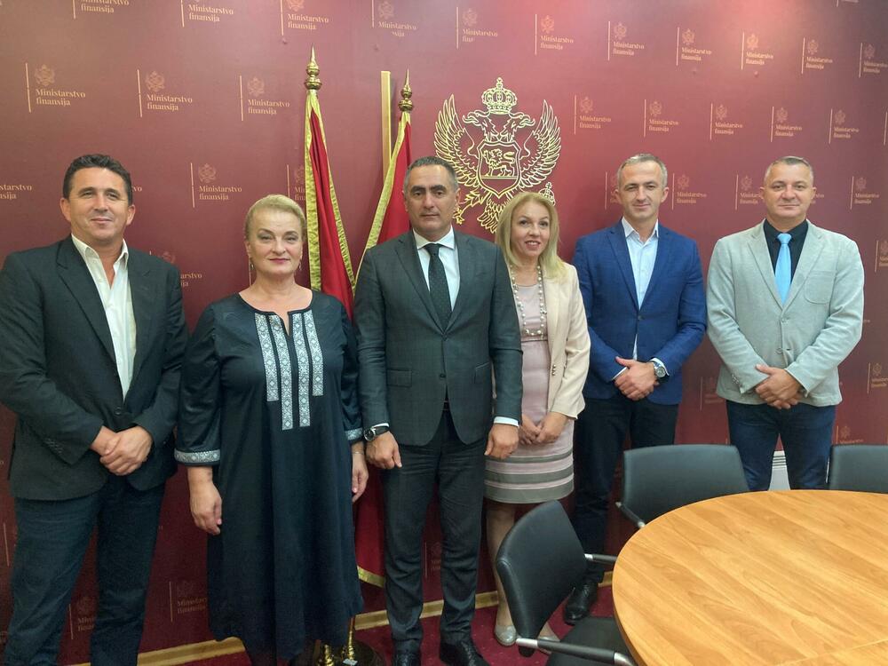 Potpisan Ugovor o osnivanju Stambene zadruge za zaposlene u upravi i pravosuđu