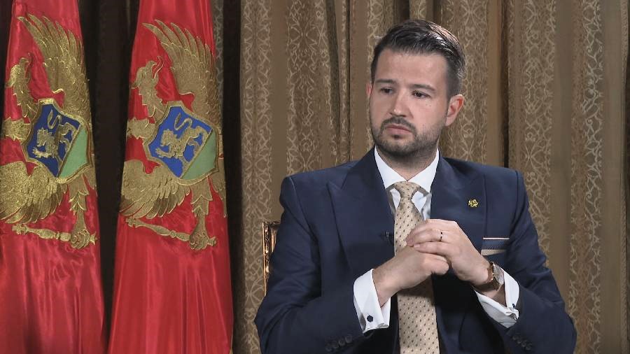 U TRAGANJU ZA IZGUBLJENIM VREMENOM