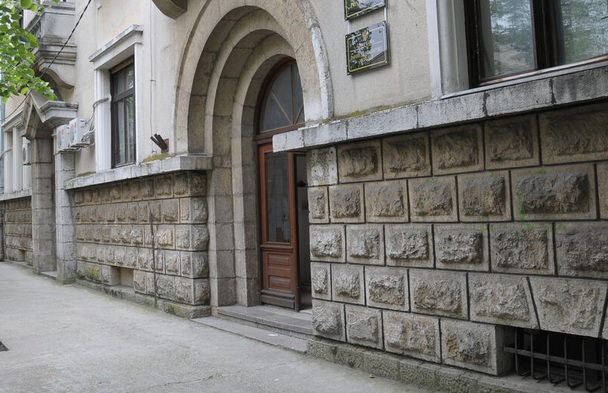20-ak bojkotaša započelo protest ispred Monstata: Traže ono što i bivši režim – odlaganje popisa
