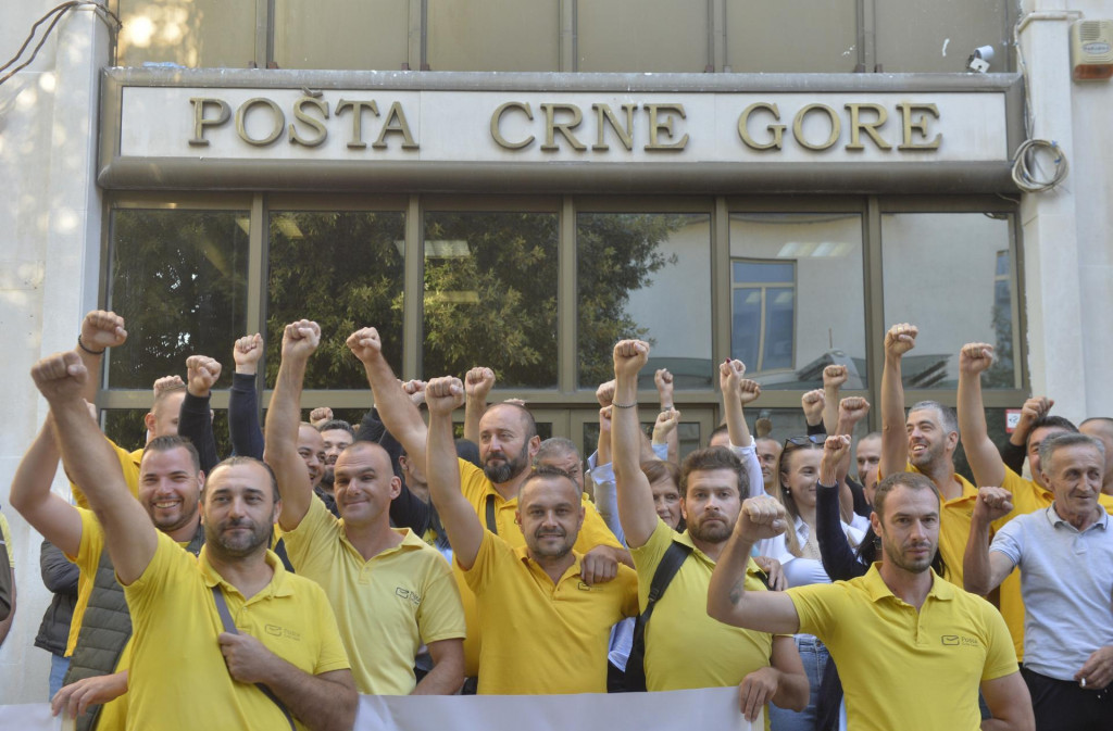 Poštari prekinuli štrajk, od sjutra normalizuju rad