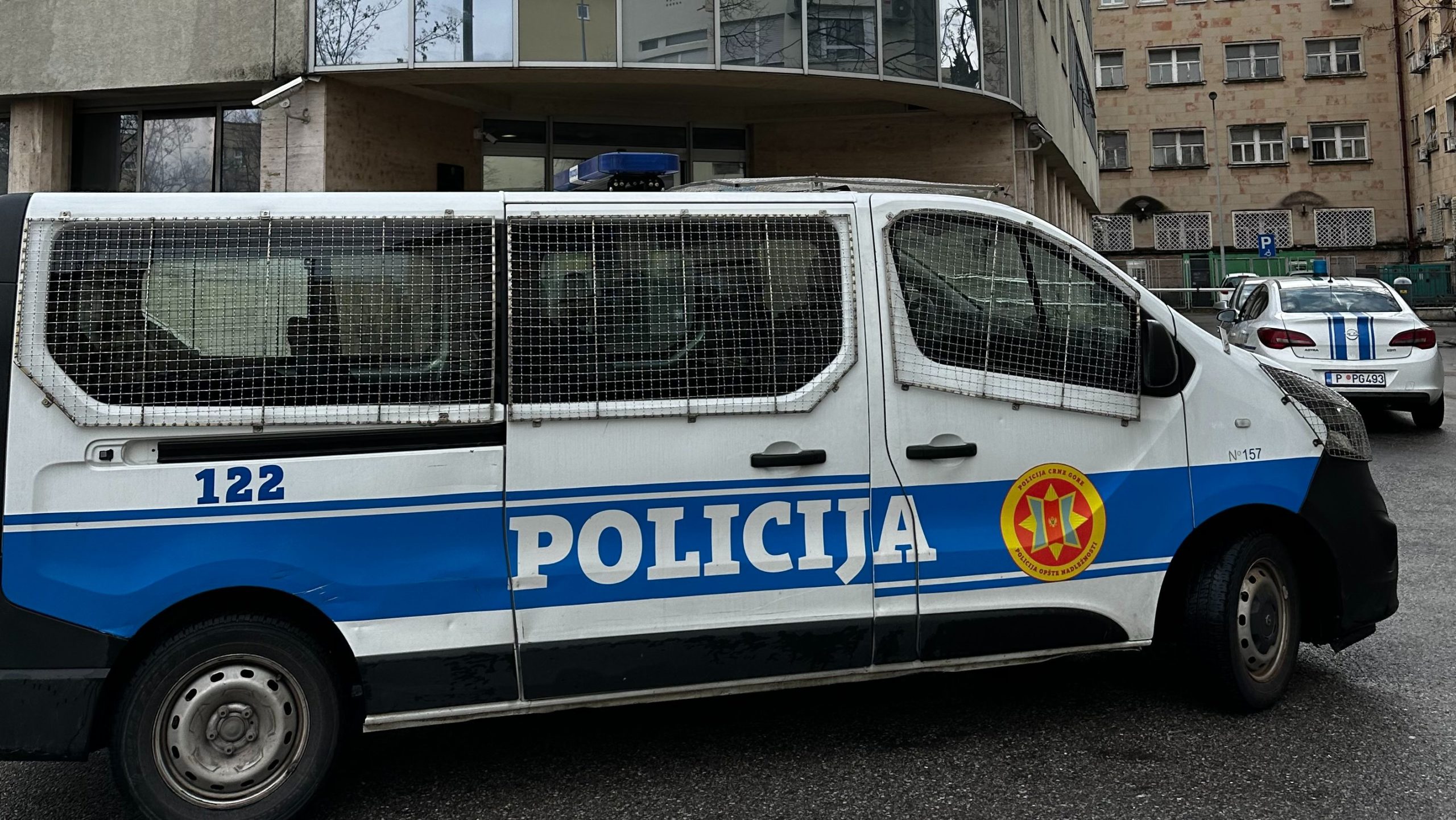 Turski državljanin uhapšen u Podgorici, odbacio pištolj tokom policijske kontrole