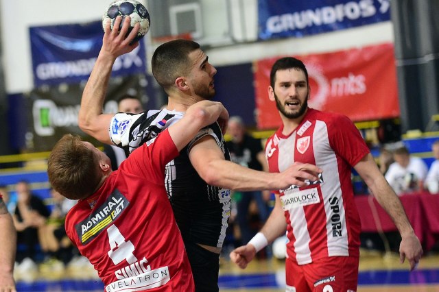 Rukometni vječiti derbi ofarban u crno-bijelo