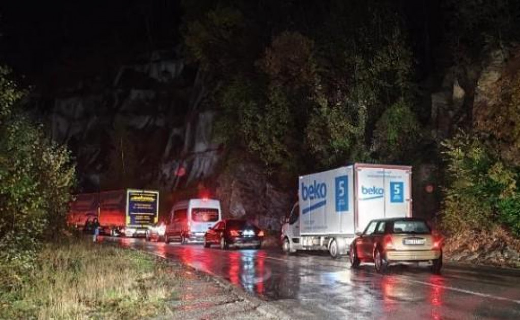 Saobrajaćna nezgoda na putu Bijelo Polje – Mojkovac, povrijeđeno nekoliko osoba