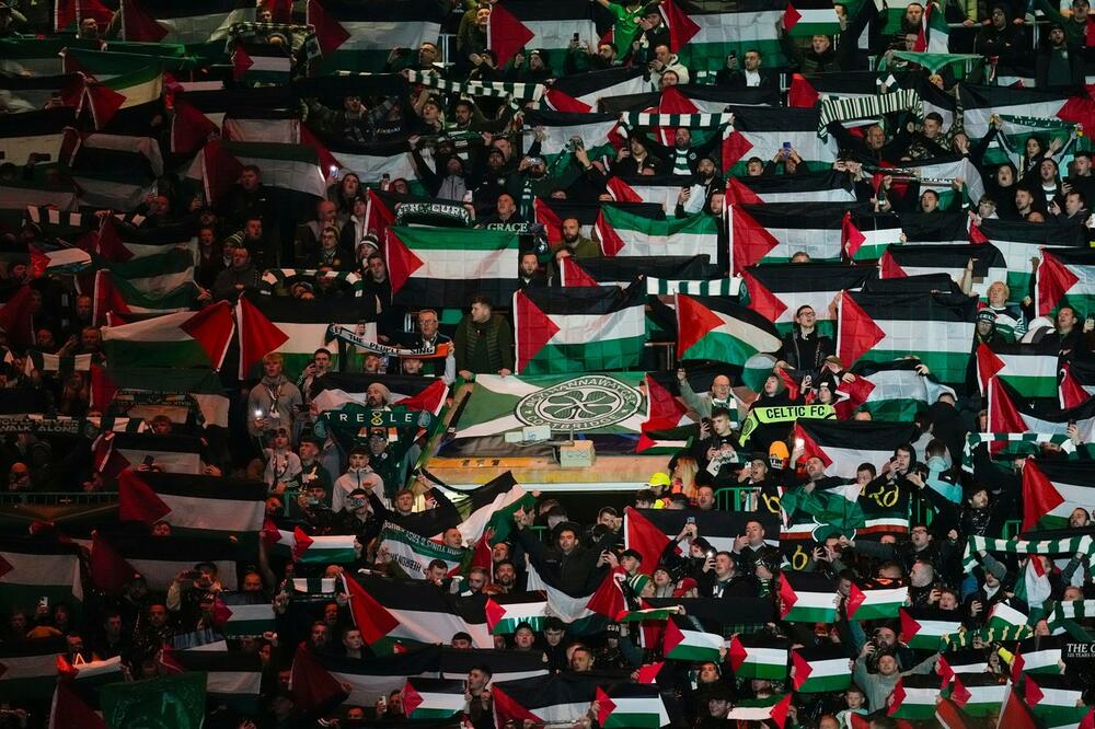 Skandalozno obrazloženje UEFA-e: Kaznili Seltik zbog isticanja palestinskih zastava