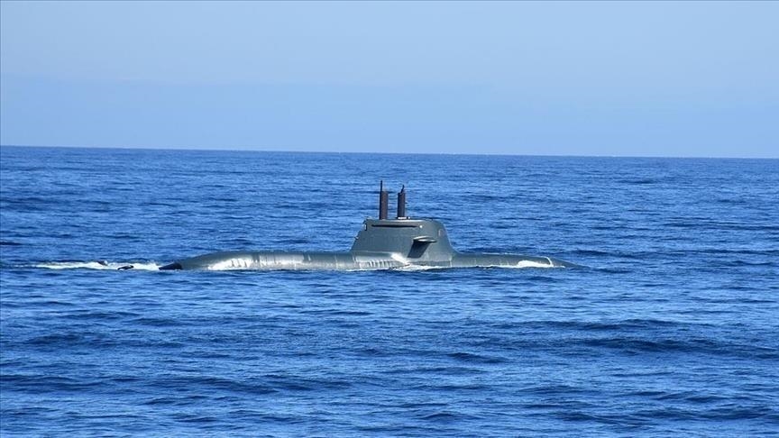 SAD poslale nuklearnu podmornicu u luku Island
