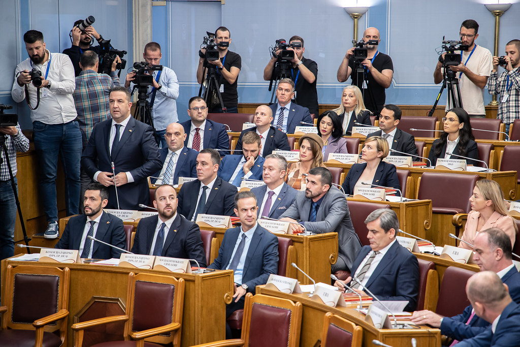 ZVONI, KUCANJE NE RADI