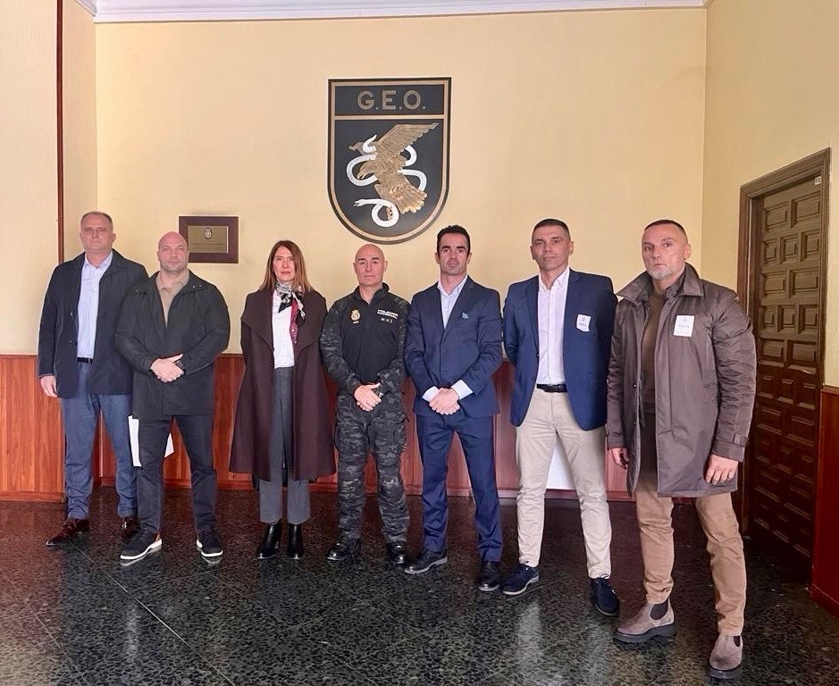 Uprava policije Crne Gore uspostavila saradnju sa specijalnim i posebnim jedinicama Nacionalne policije Kraljevine Španije