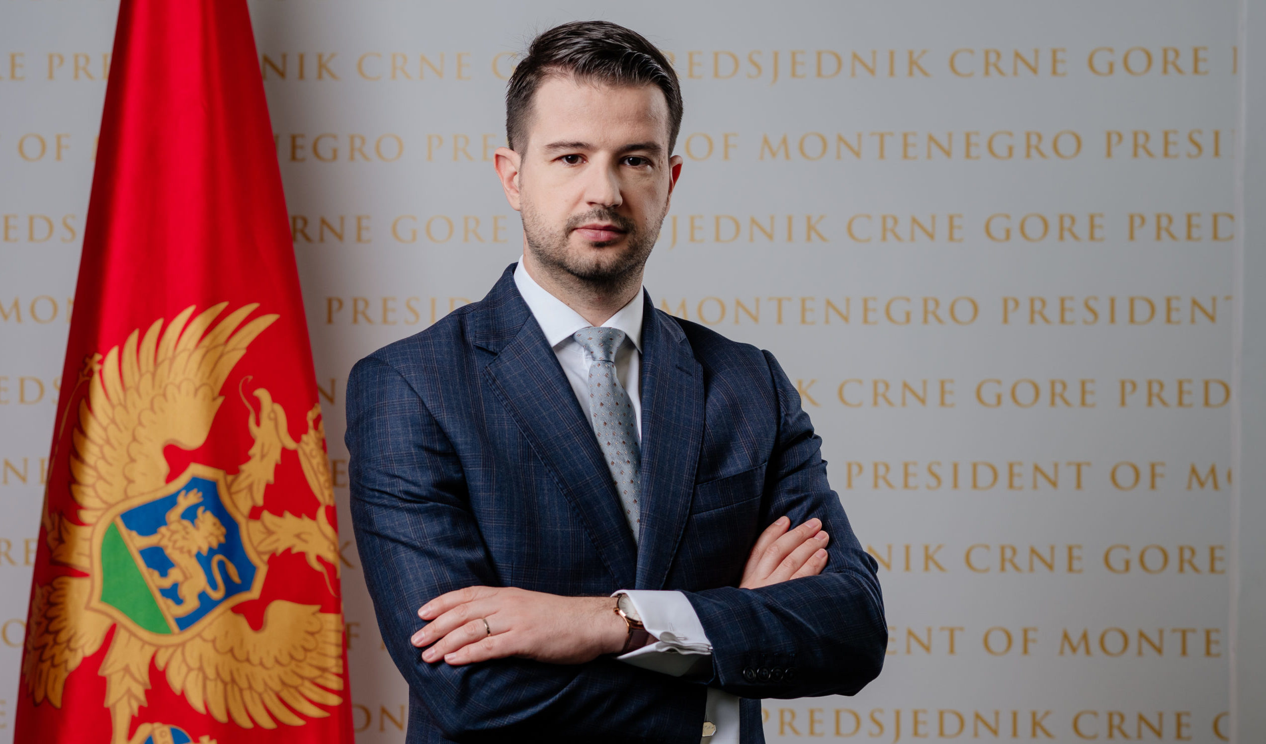 JAKOV MILATOVIĆ – IZNEVJERENA OČEKIVANJA BIRAČA SRBA I SRPSKOJEZIČKIH CRNOGORACA KOJI SU GA USTOLIČILI NA PREDSJEDNIČKU FUNKCIJU