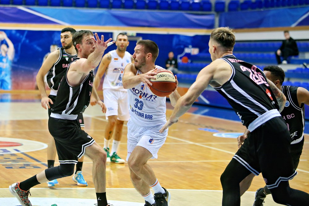 Pavićević u dalekom Bakuu raspoređuje minutažu kako bi igrači bili spremni za vikend i Megu