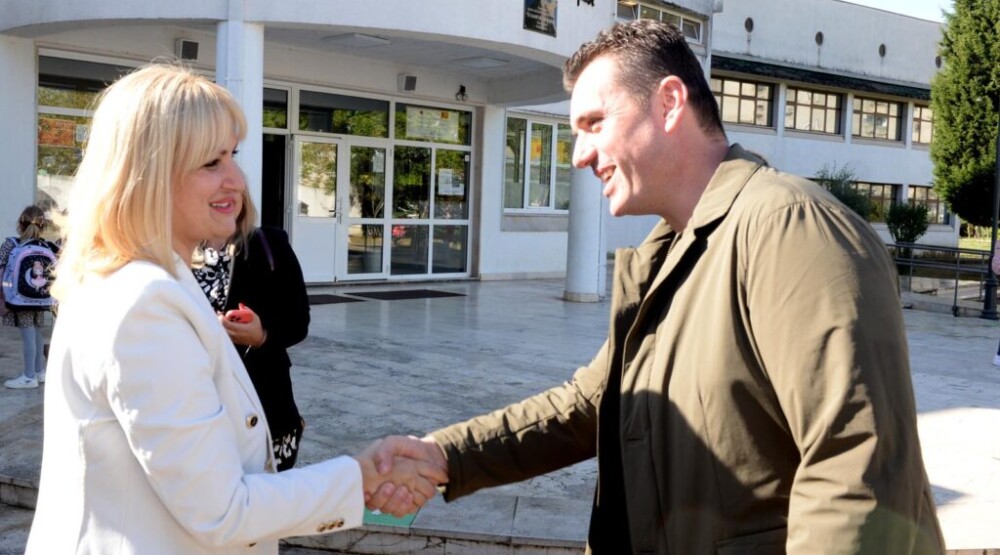 Borovinić Bojović posjetila OŠ „Štampar Makarije”: Pomoć u stvaranju bezbjednijih uslova za boravak učenika