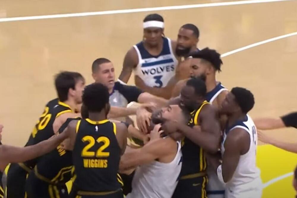 Grin davio Gobera nakon dva minuta igre, Jokić srušio Kliperse