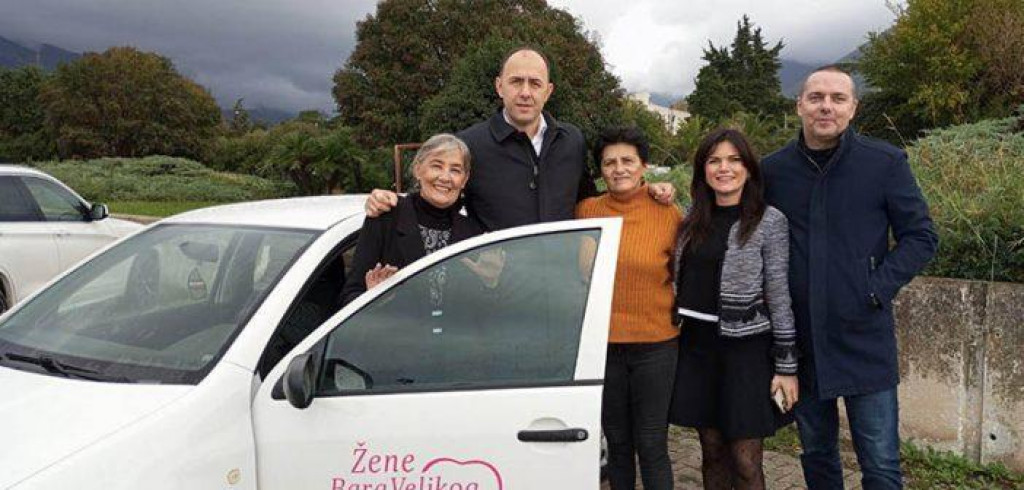 Turistička organizacija Bar donirala automobil NVU „Žene Bara“