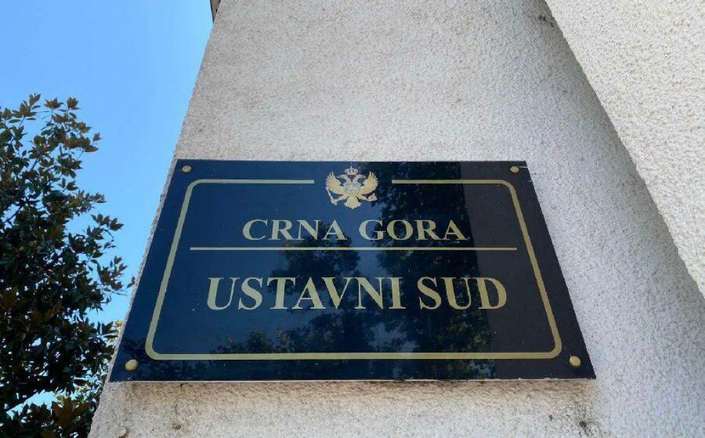 Penzioneri, komunisti i građani traže ostavke sudija Ustavnog suda: Do penzije poslije smrti
