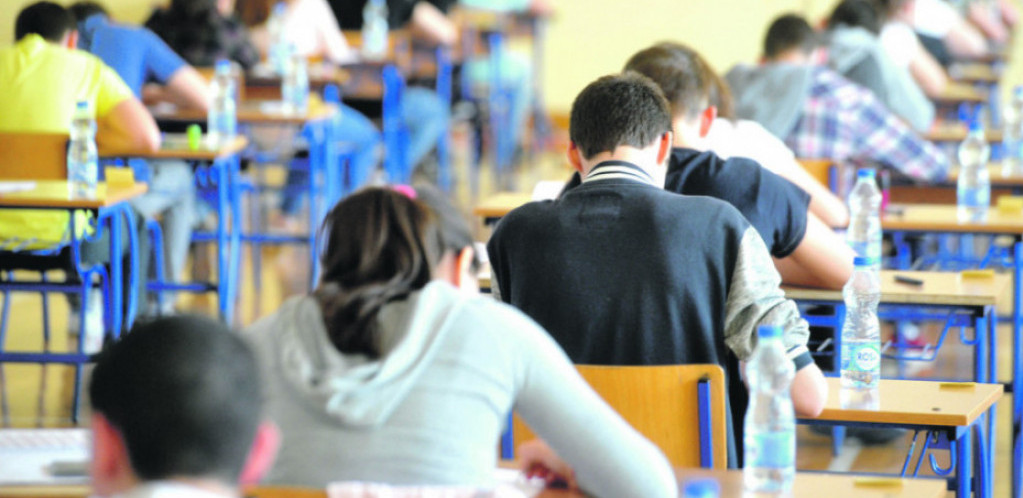 Profesorica šokirana američkim učenicima: Dolaze u kratkim šortsevima i majčicama, jedu i piju na času, a o Evropi ne znaju ništa