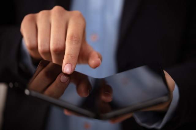 Samsung vrši pripreme za proizvodnju savitljivih iPhone i iPad uređaja
