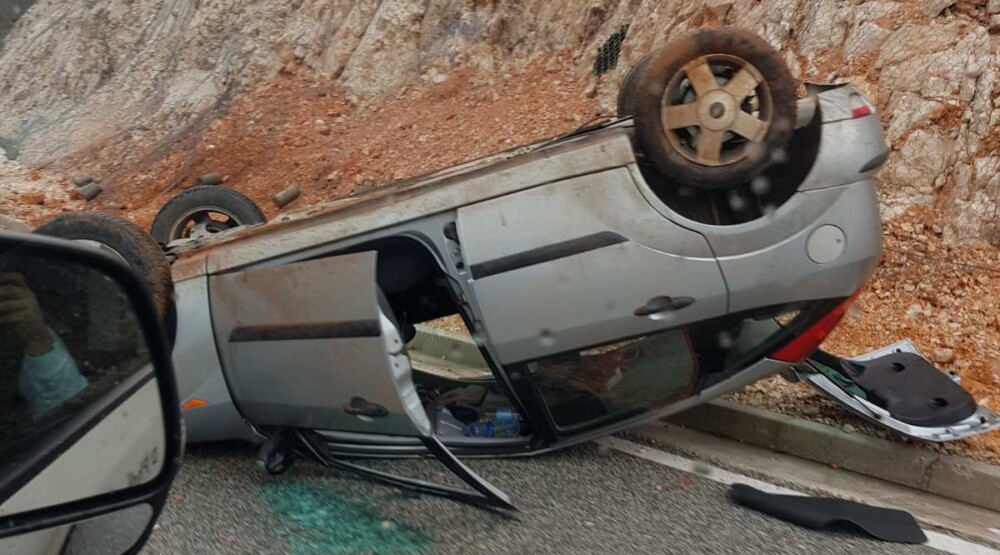 Automobil se prevrnuo na Obzovici, nema povrijeđenih