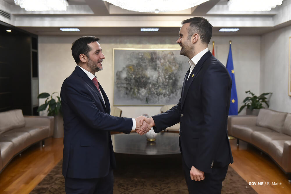 Spajić sa Santanderom: Društveni sistem kreirati tako da djeci omogući da postignu puni potencijal