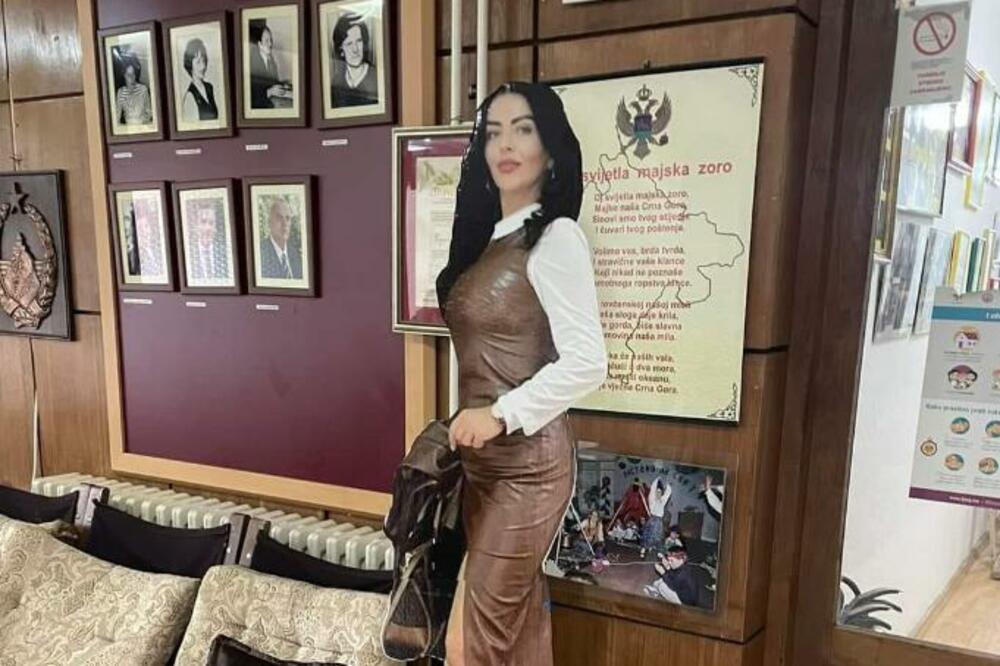 Neobičan gest zaposlenih: Kartonska maketa direktorice sa posvetom osvanula u holu vrtića u Beranama