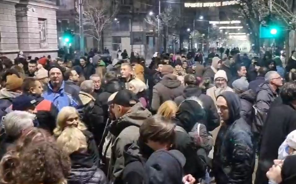 „S KOCA I  (S)KONOPCA „ ,ALI ZNA ZNA SE KO PLAĆA DA SE RAZBIJA!