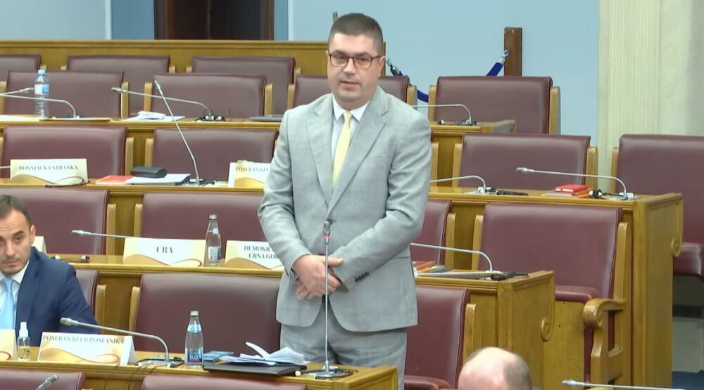 Rovčanin: U budžet za 2024. godinu uvrstili smo sanaciju ulice u Bijelom Polju, kao i rekonstrukcija teniskog i odbojkaškog terena u Pljevljima