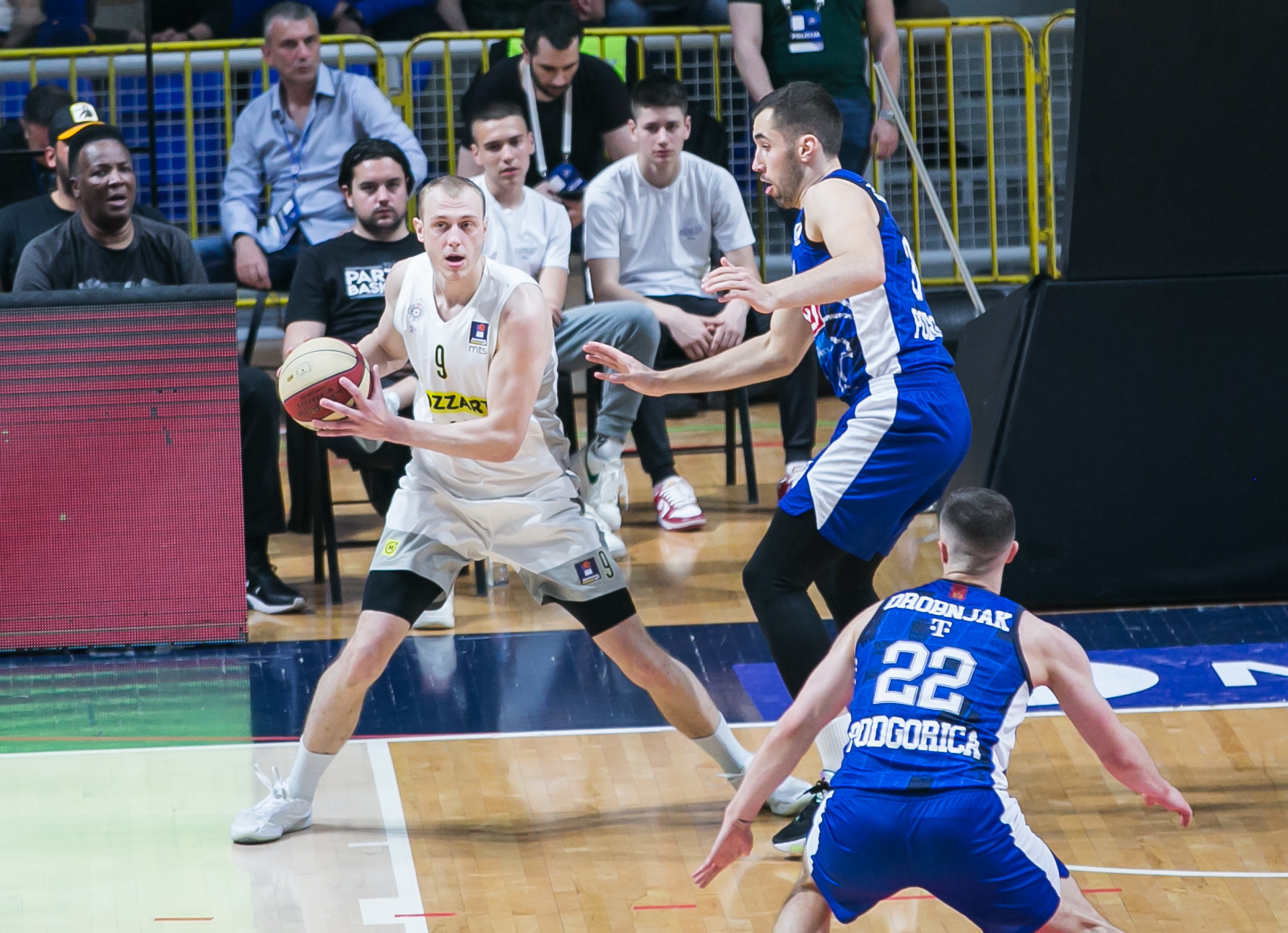 Partizan i Budućnost igraju derbi ABA lige: Smailagić se žali na umor, Ferel uživa u Beogradu