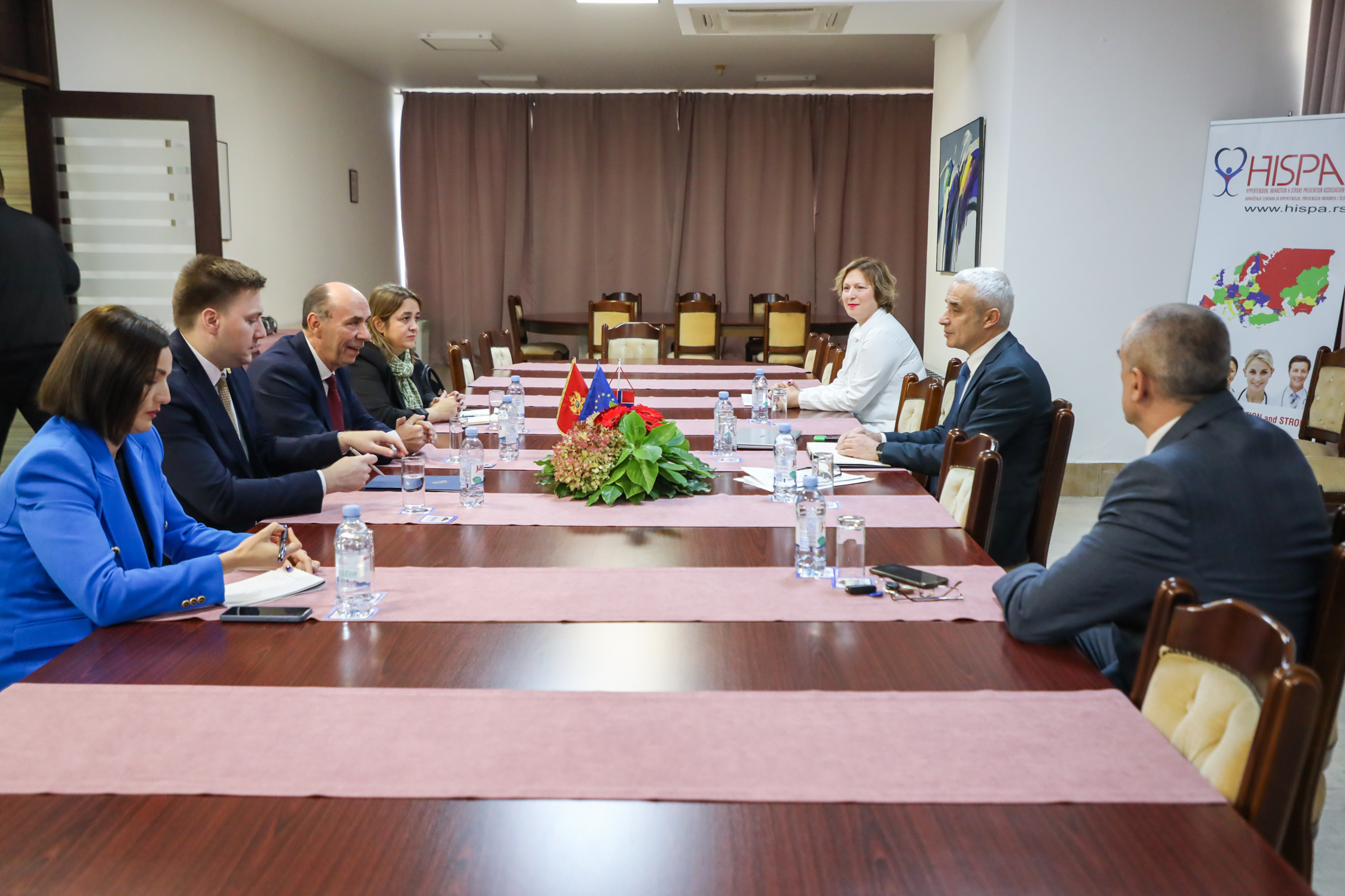 Pavićević i Šimun u posjeti Institutu u Igalu: Vlada posvećena rješavanju izazova u Institutu „Dr Simo Milošević“