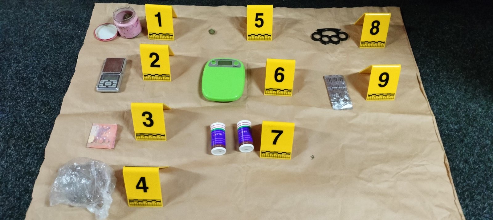 Nikšićanin uhapšen u Budvi, pronađeni heroin i marihuana