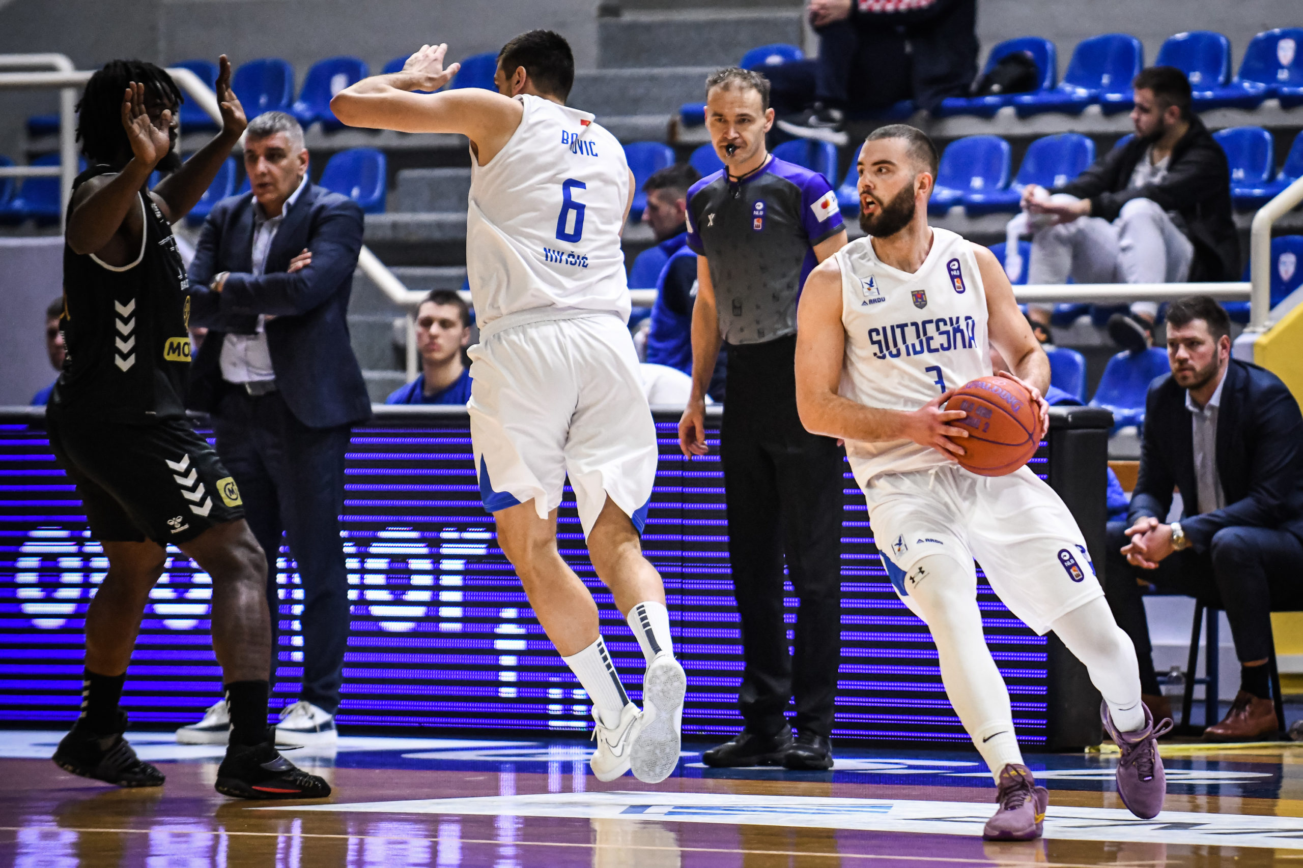Vratio se Tomašević: Nikšićan rutinski sa TFT-om