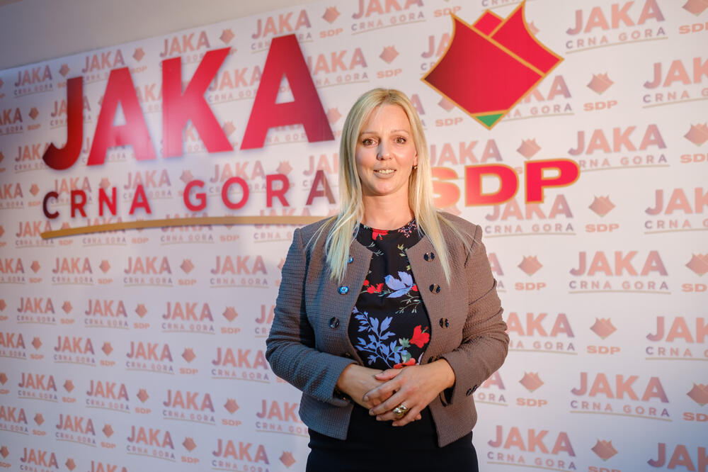 Jovanović: Obaveza lokalnih zajednica mora biti puna podrška porodicama