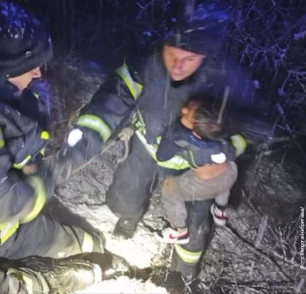 Tragedija: U rijeku sletjelo auto sa crnogorskim tablicama, trudnica poginula!