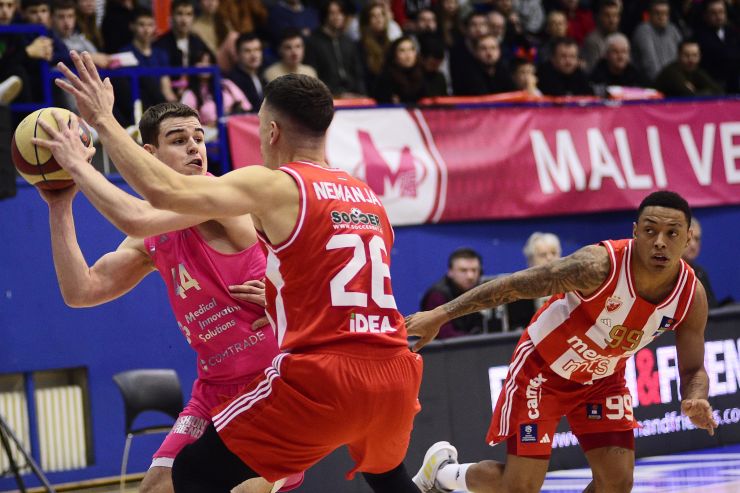 Zvezda u finišu slomila otpor Mege