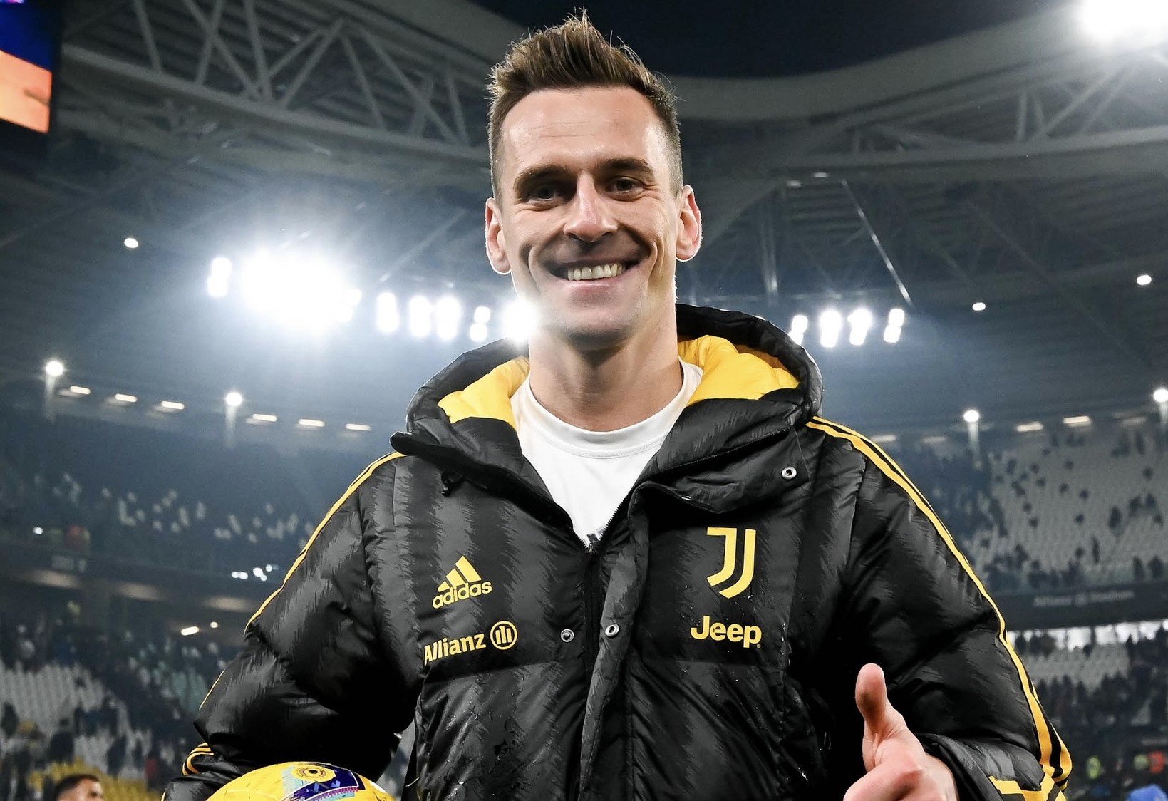 Het-trik Milika: Juve u polufinalu