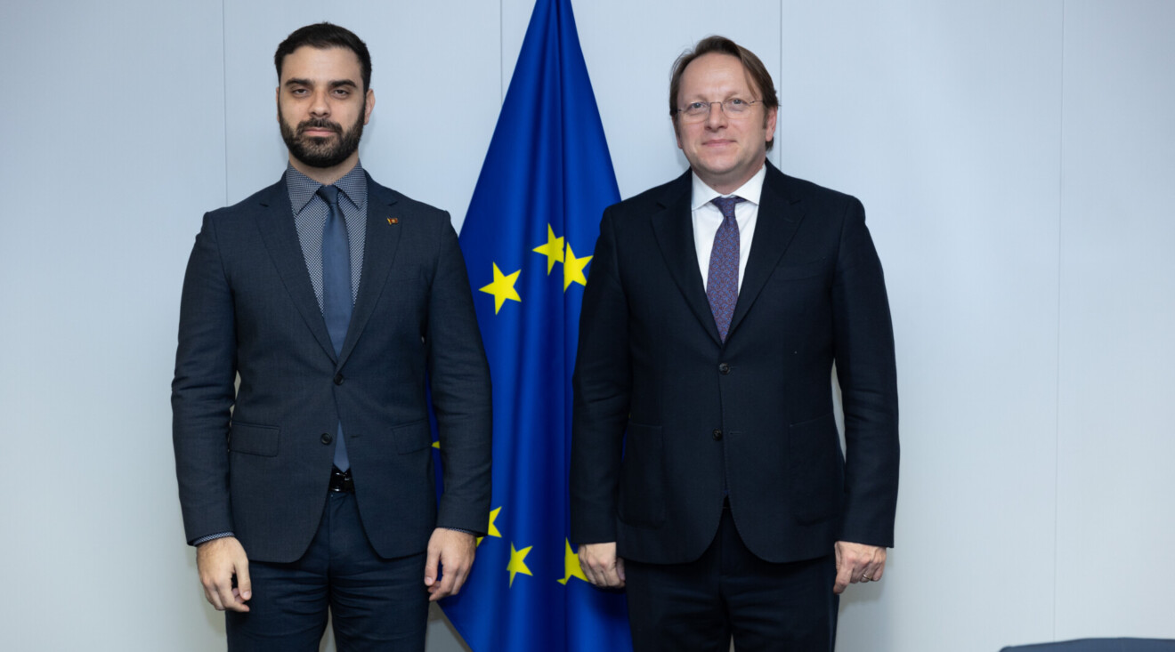 Radulović sa Varheljijem: Očekujemo da će EU nastaviti da podržava Crnu Goru bilo podrškom strukturnim reformama ili finansiranjem velikih projekata