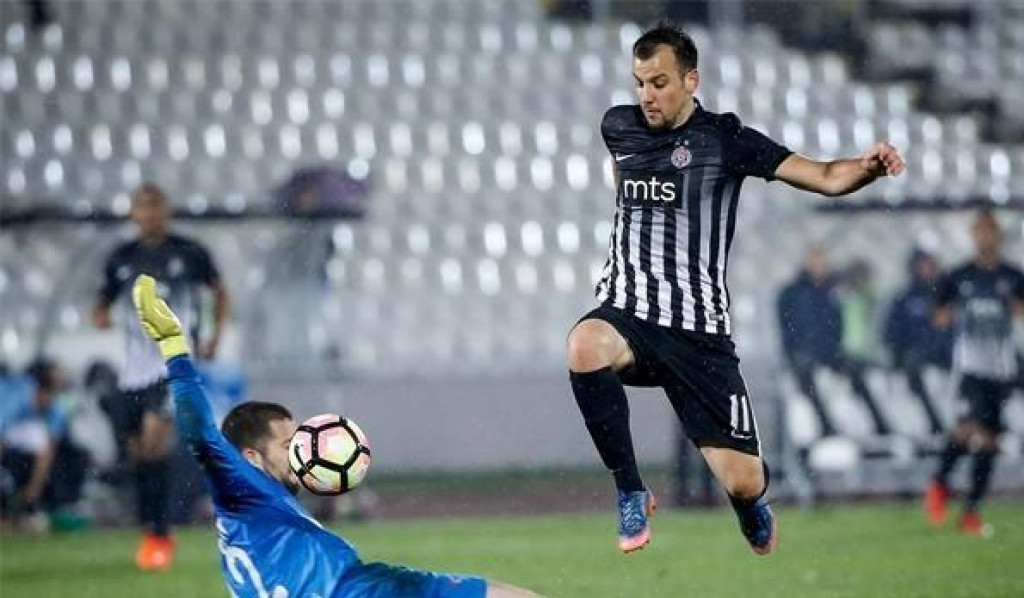 Bivši fudbaler Zvezde i Partizana pojačao Petrovac