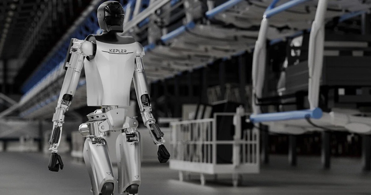 Kinezi razvili humanoidnog robota „Forerunner“ (VIDEO)