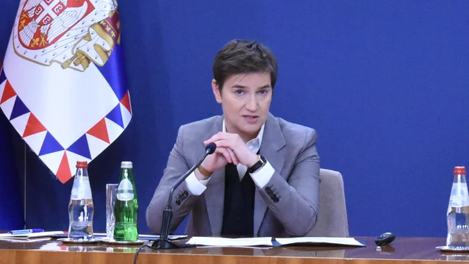 Zbog slanja prijeteće poruke Ani Brnabić: Uhapšena djevojka