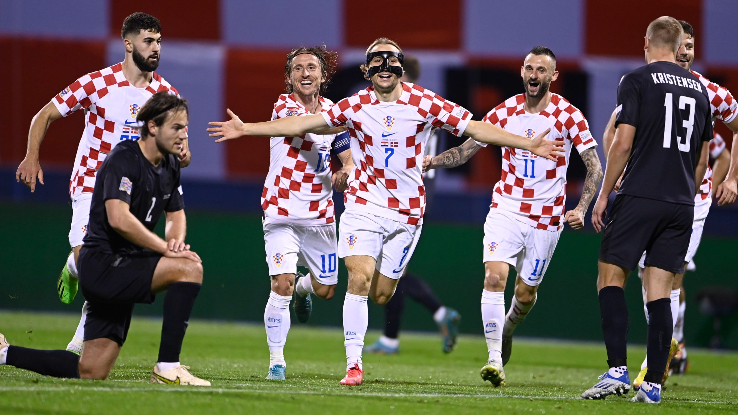 UEFA drastično kaznila HNS