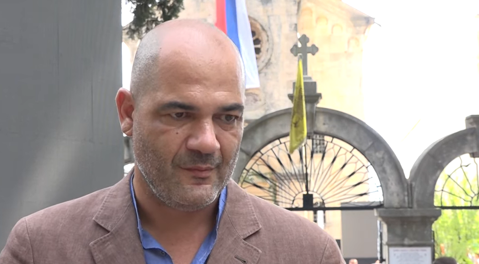 (I DIO) Apsurdi optužnice protiv Mila Božovića: Zašto on kao član Kavčana kritikuje ministra na Odboru zbog oslobađanja Kašćelana, Belivuka i Miljkovića – sve navodne članove Kavčana?