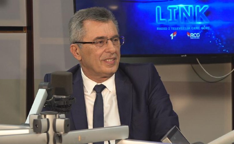 Đukanović: Energiju je do skoro proizvodila država ili privilegovani pojedinci, sad je problem što je proizvode građani preko solarnih elektrana!