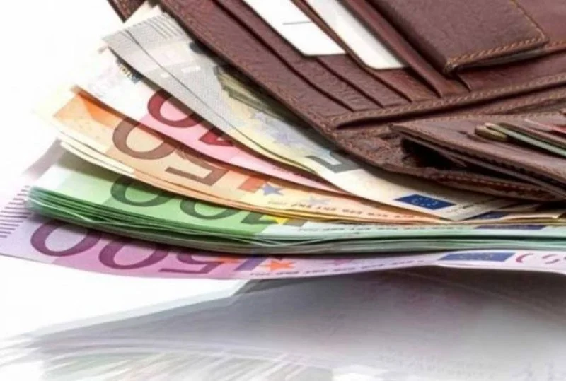 Pogledajte 1.000 najvećih plata državnih službenika u Crnoj Gori: Vrhovni tužilac na vrhu liste, premijer na dnu (FOTO)