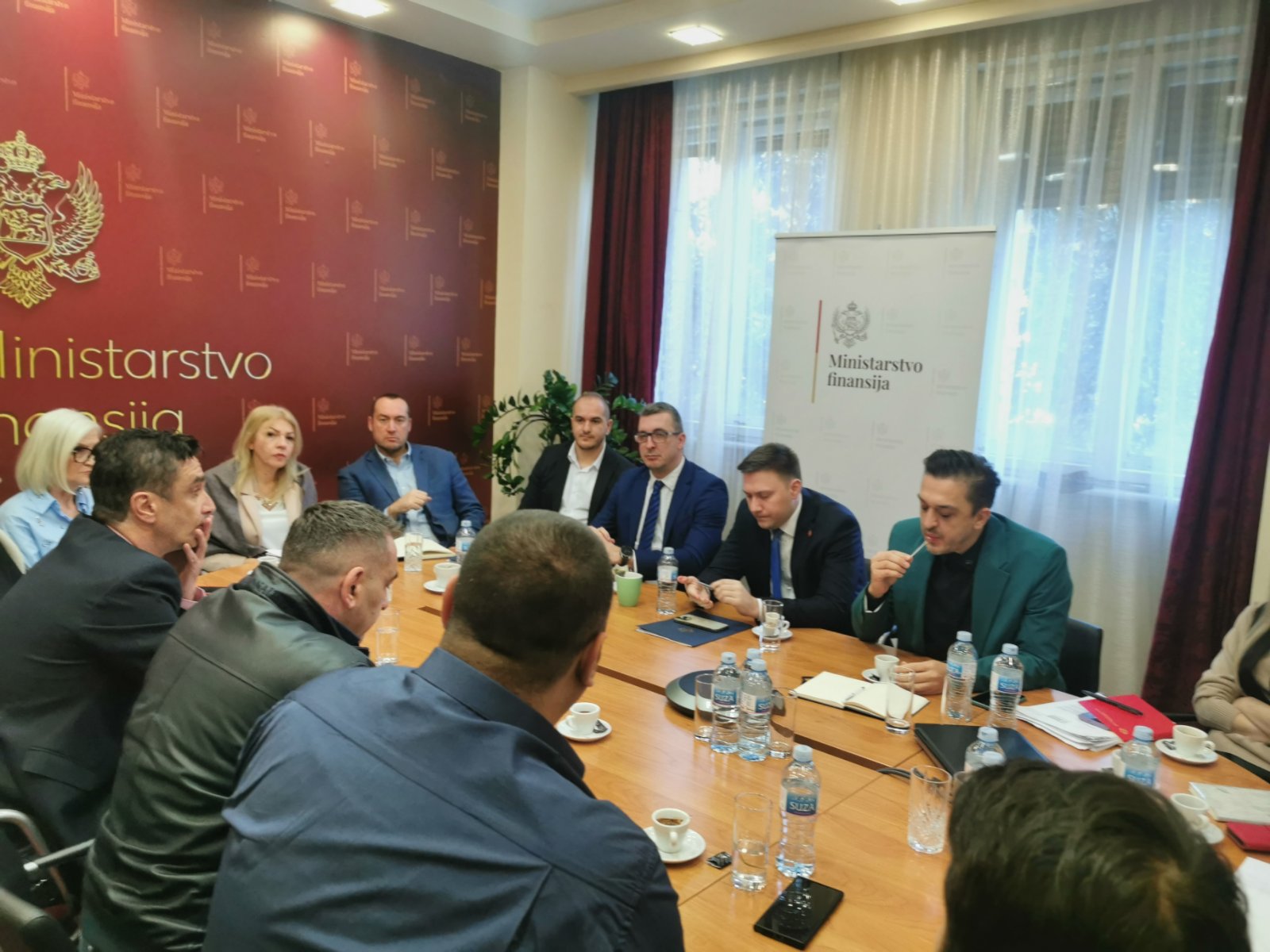 Ministari zdravlja i finansija razgovarali sa sindikatima zdravstva: Nije prihvaćena ponuda Šimuna i Vukovića